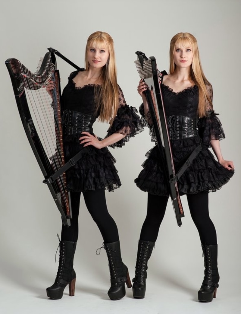 Camille e Kennerly, as "Gêmeas da Harpa" Créditos da Imagem: Divulgação